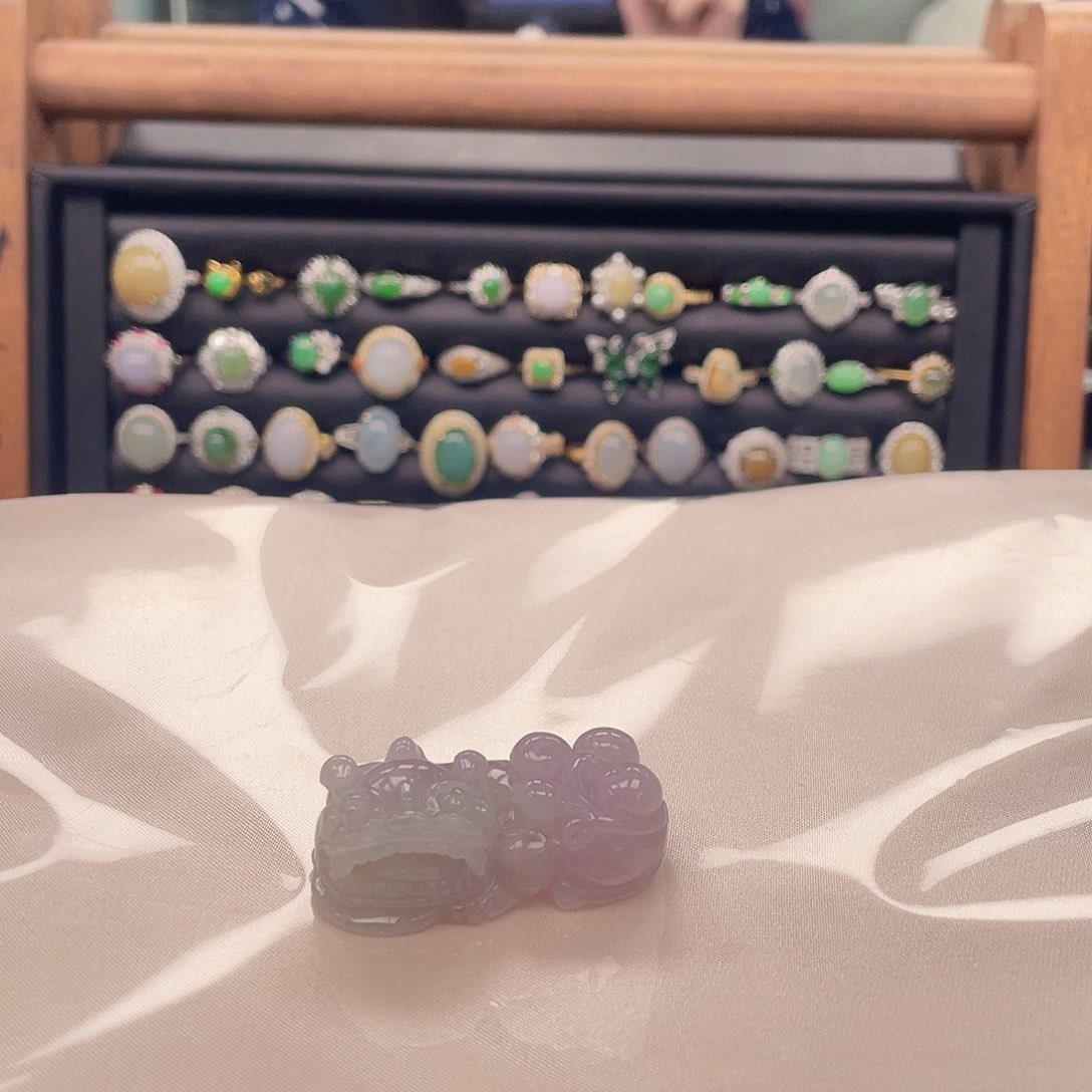 翡翠手镯未镶嵌天然翡翠Ａ货