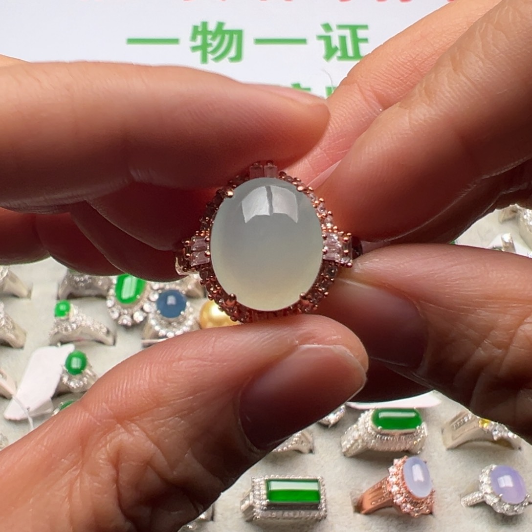 定制翡翠未镶嵌A货