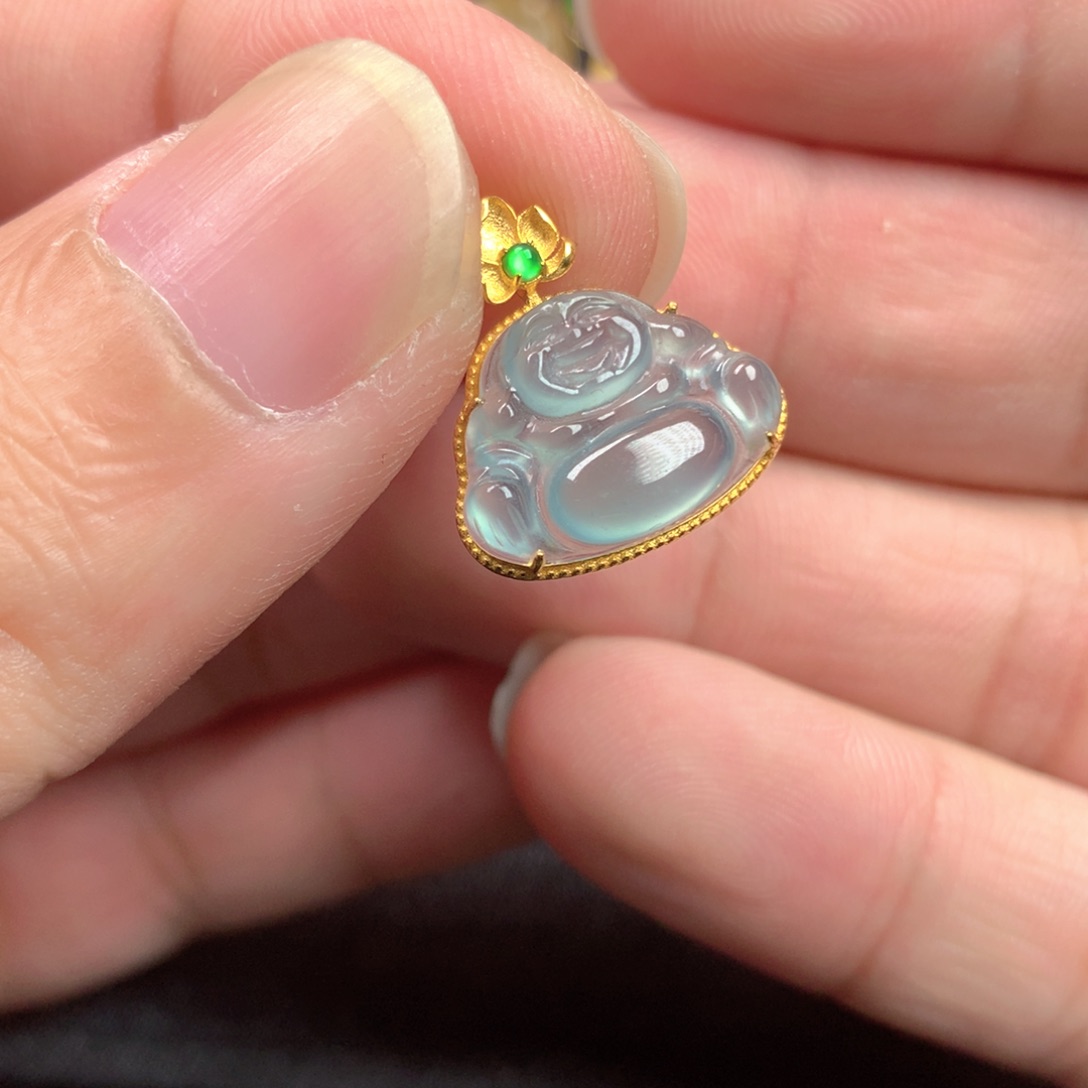 【闪购商品】颈饰18K金镶嵌翡翠翡翠