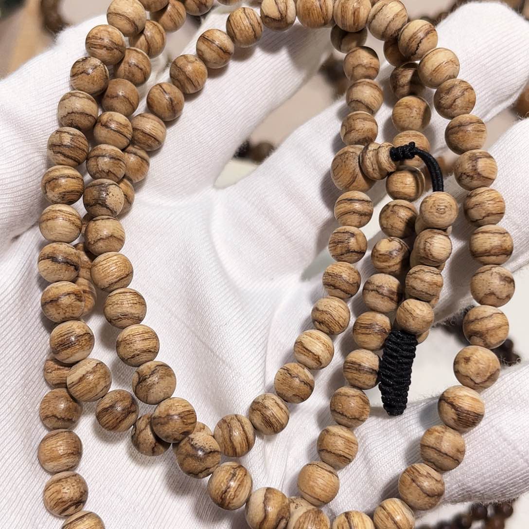 沉香手串刘*嘿马尼捞0.7多圈天然野手串