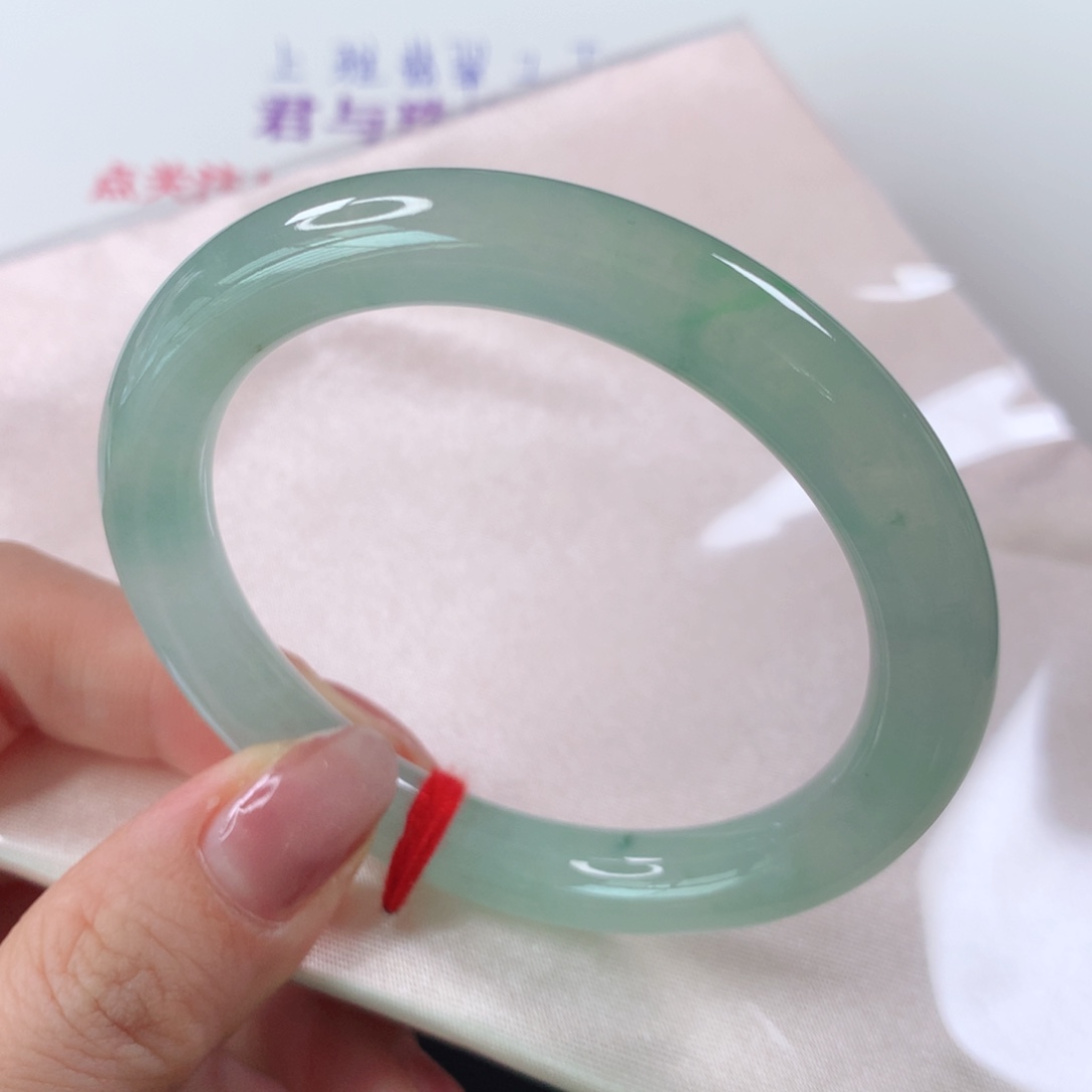 未镶嵌手镯翡翠 圆条②①⑨冰透甜绿⭐⭐⭐⭐⭐强烈推荐