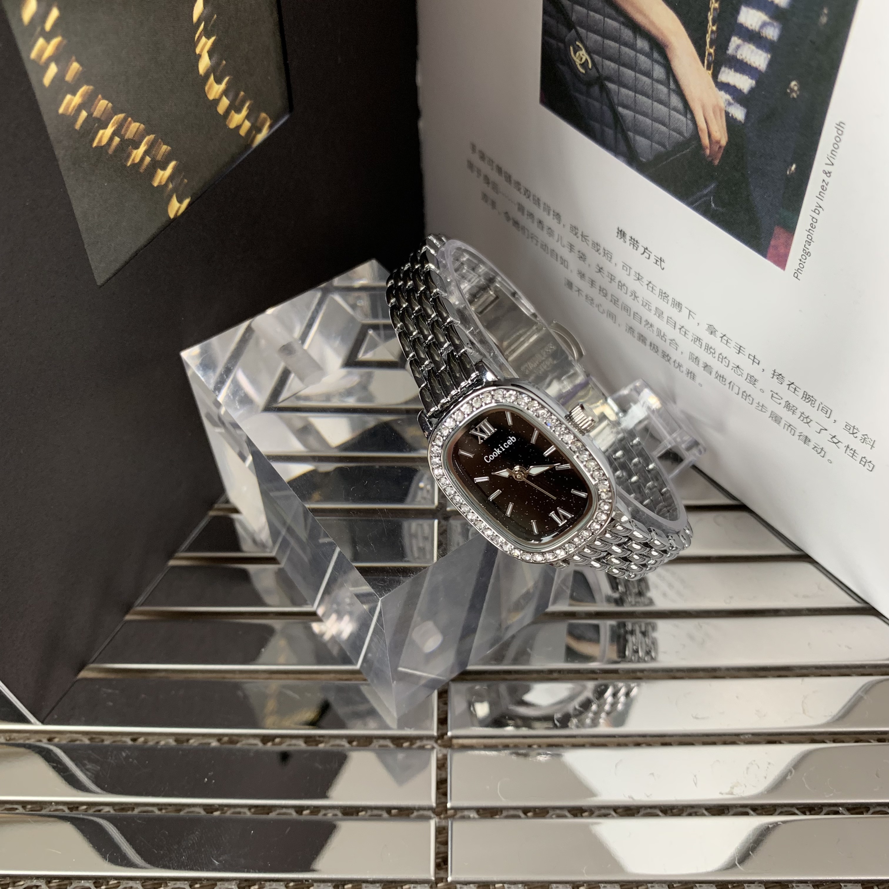 满天星系列设计感镶钻椭圆石英腕表轻奢百搭女士腕表