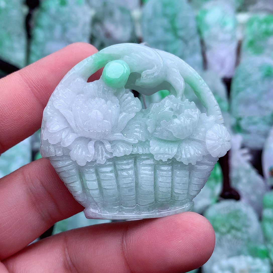 翡翠吊坠(不含链)未镶嵌