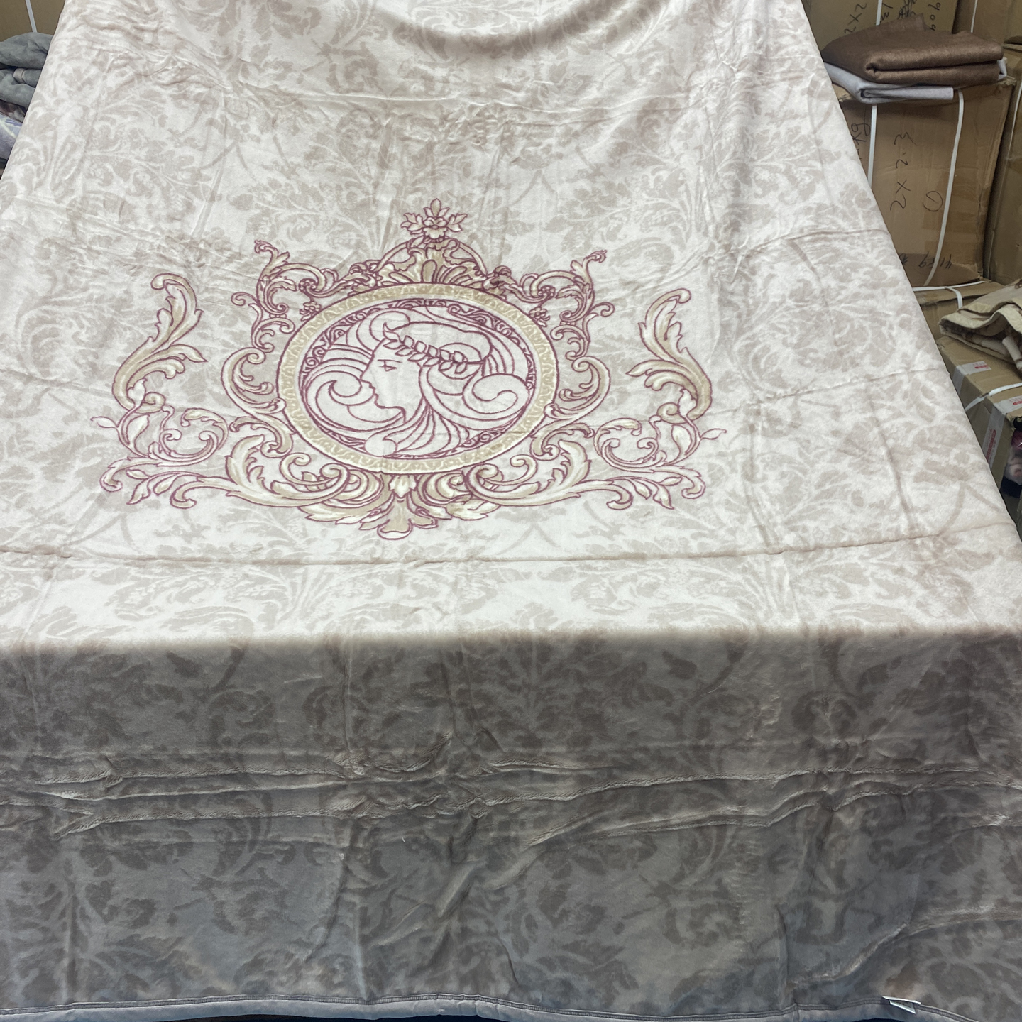 微瑕拉舍尔羊毛毯6.6斤双人盖毯毛毯被子保暖加厚双面简约