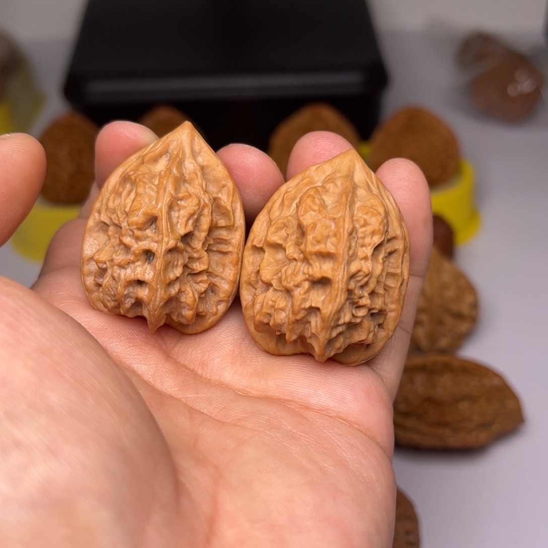 文玩核桃吊坠夏*龙骨