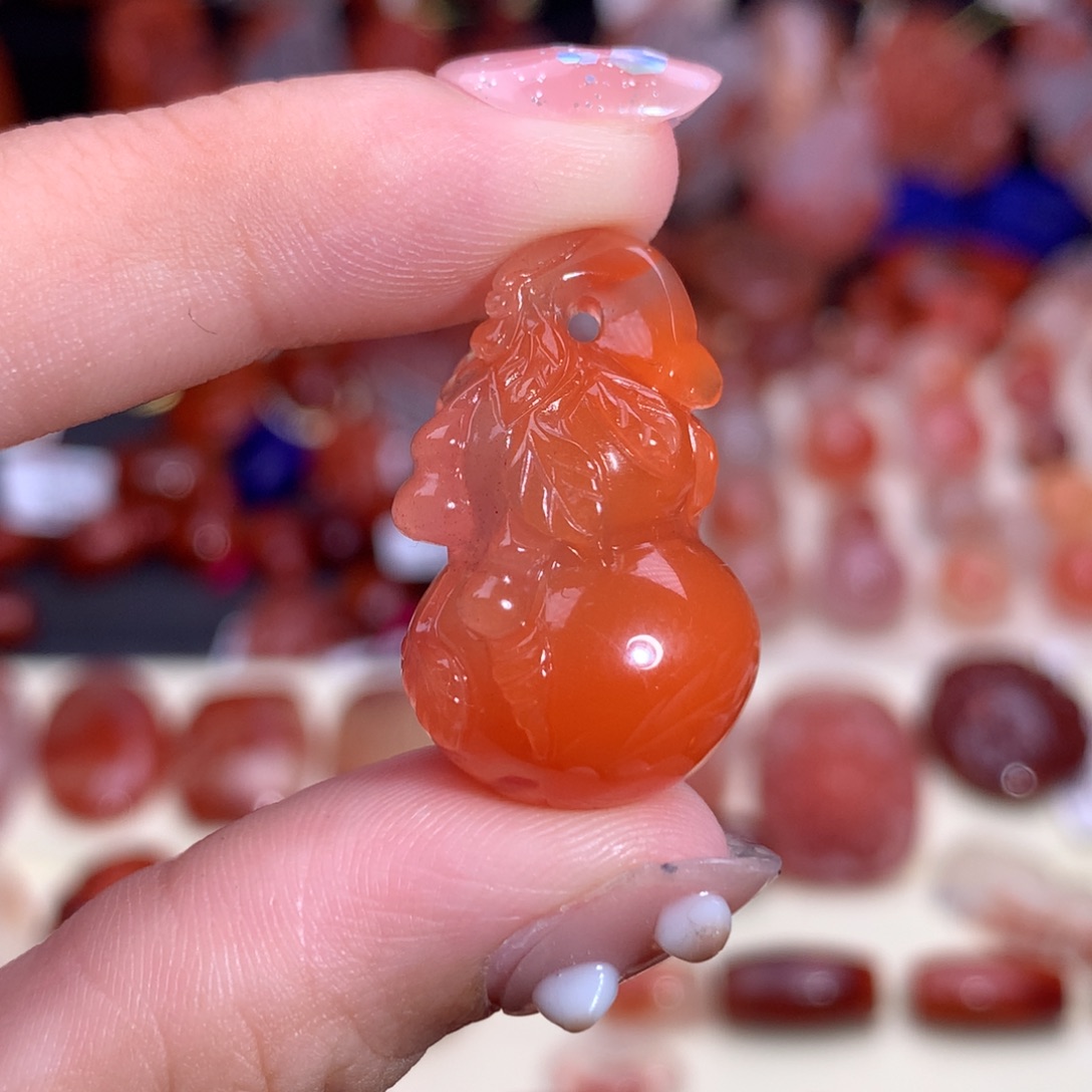 南红玛瑙未镶嵌珠宝半成品葫芦吊坠