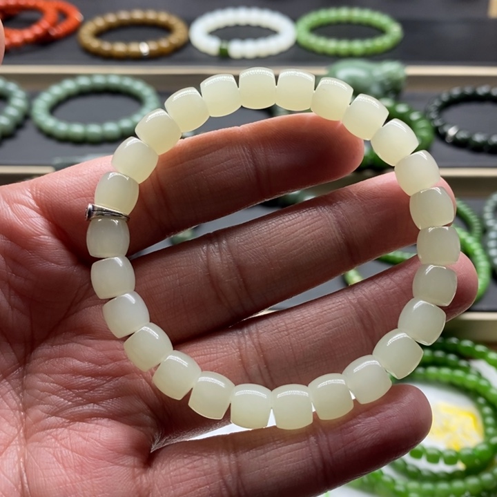 和田玉手链未镶嵌