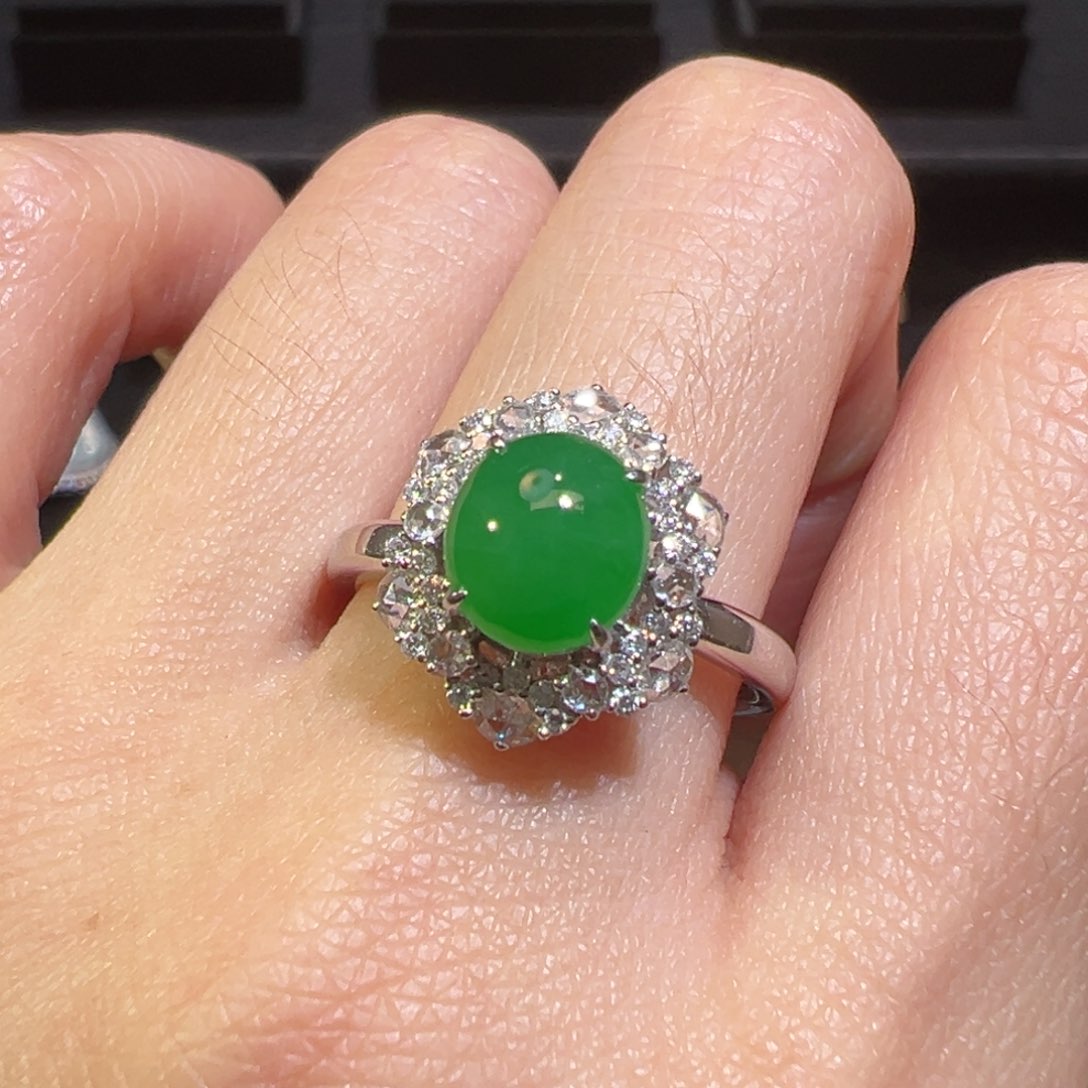 翡翠戒指18K金镶嵌收到货48小时鉴赏期