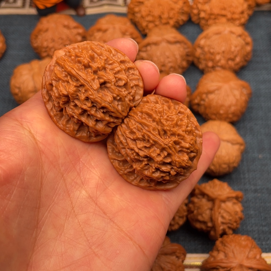 轶***-把件文玩核桃39全品盘龙纹