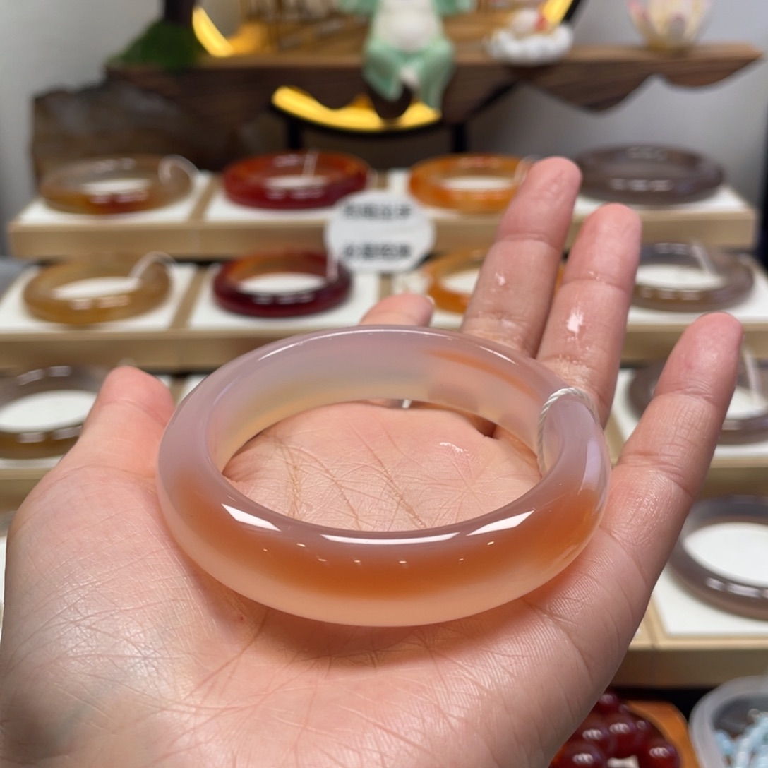 玛瑙/玉髓未镶嵌手镯