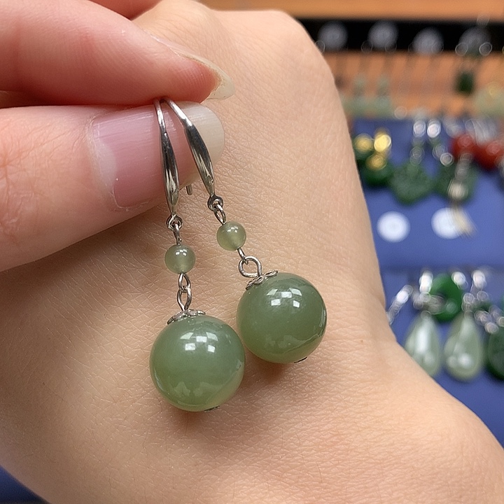 和田玉银S925镶嵌耳饰12左右晴水绿