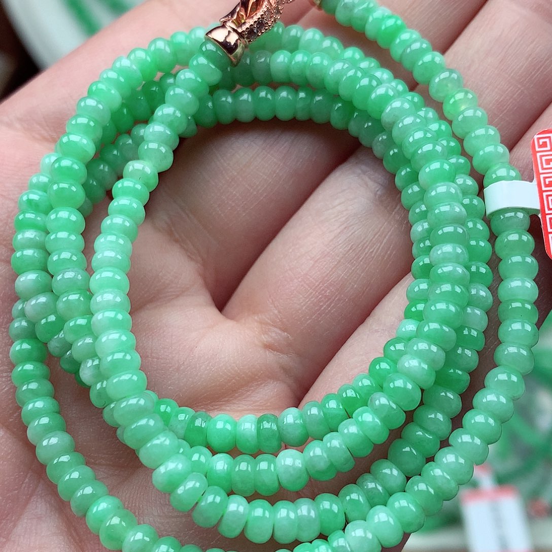 翡翠未镶嵌毛衣链