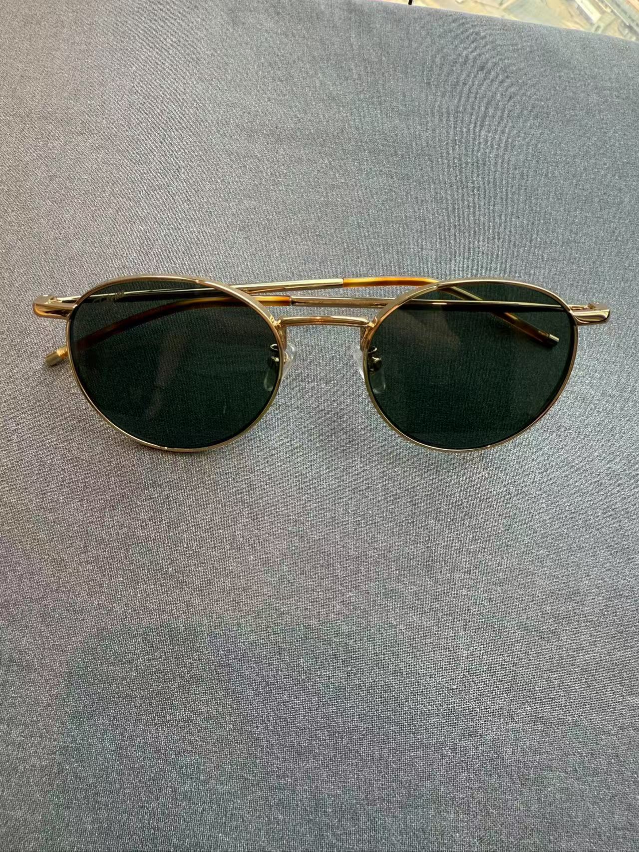 何碧碧HB【通勤护目】时尚百搭舒适玻璃太阳镜男女同款墨镜