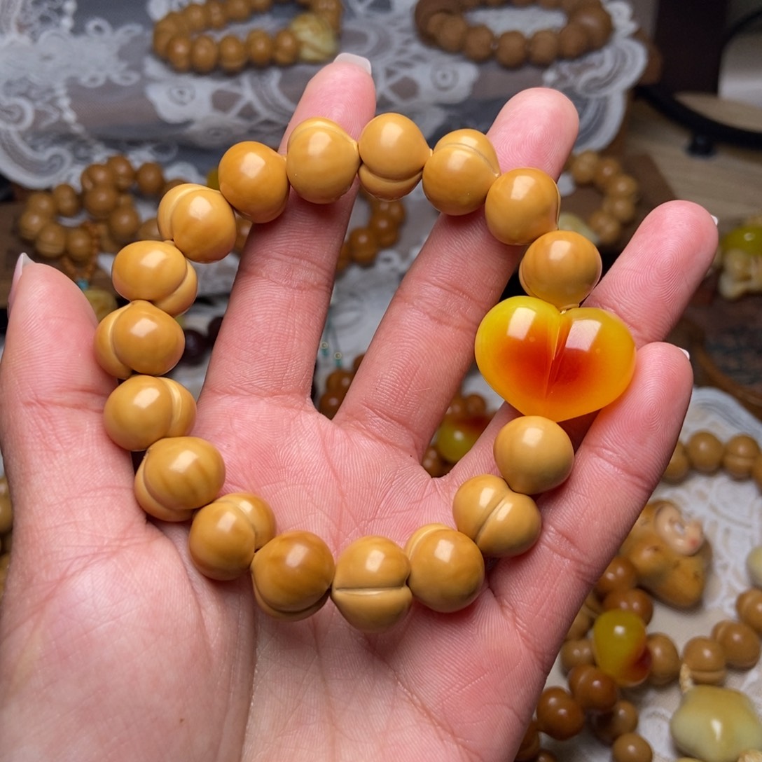 猴头核桃吊坠屁桃手串光面14