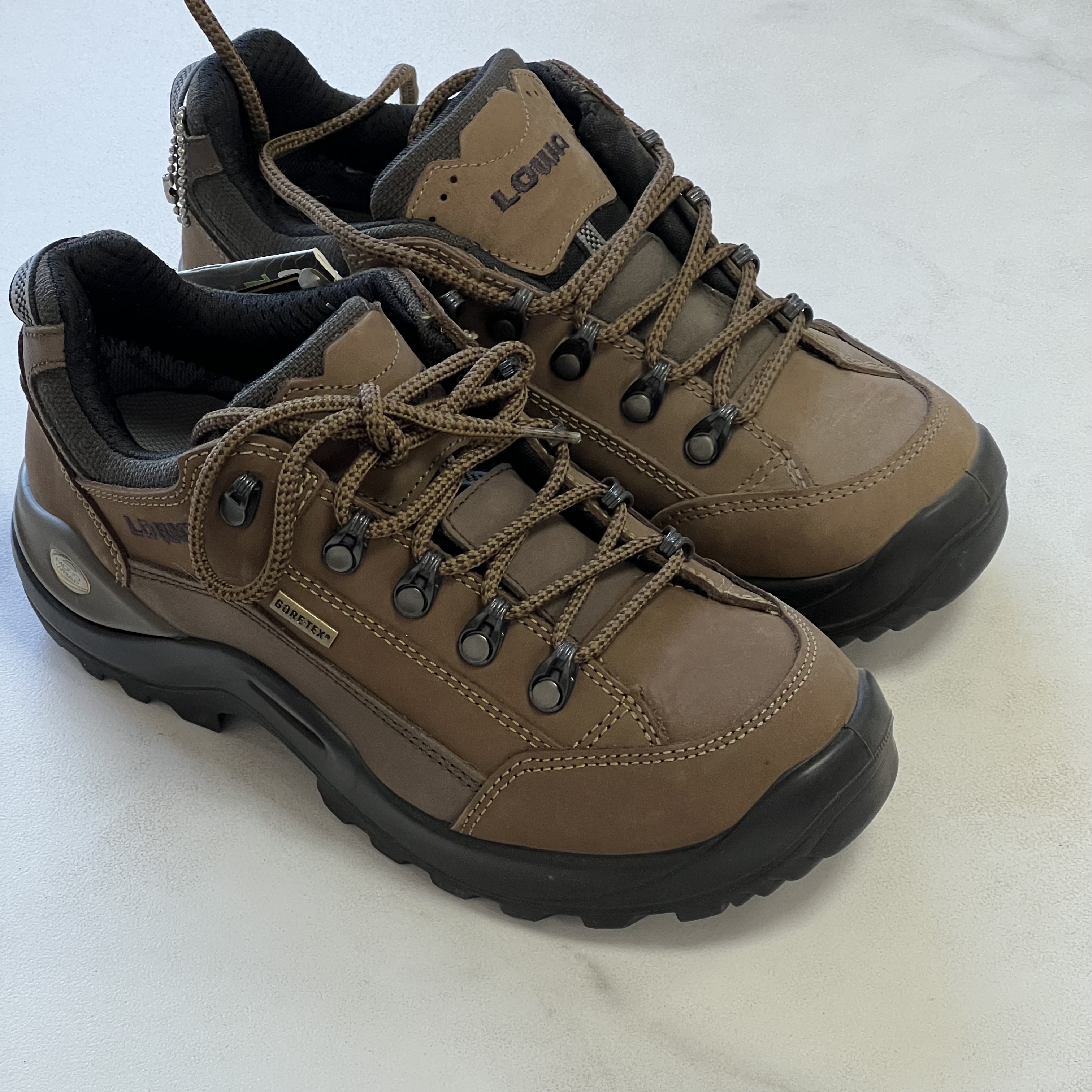 户外防滑徒步登山鞋防水（断码女鞋 无鞋盒）