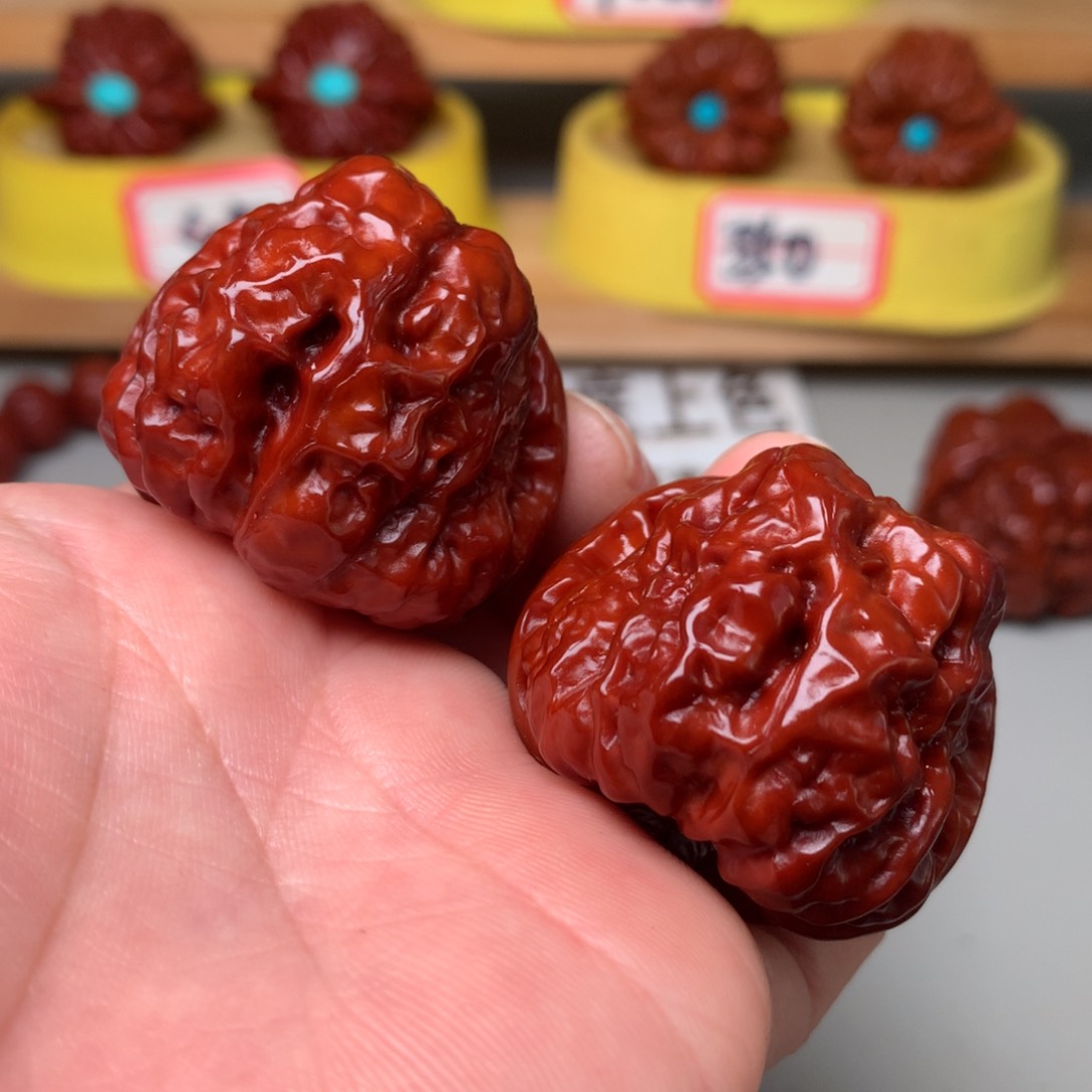 文玩核桃把件留*蛤蟆头