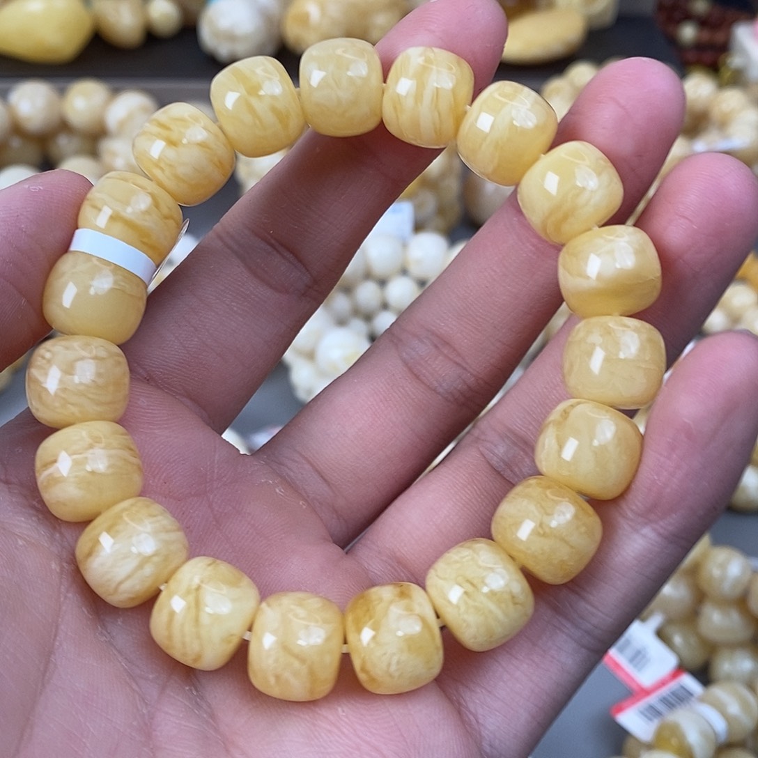 暖***暖蜜蜡未镶嵌珠宝奇石