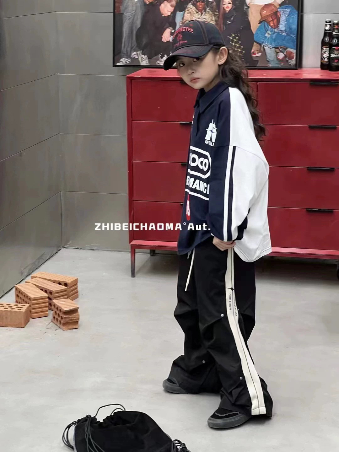 潮牌铆钉设计小众运动休闲裤子时尚