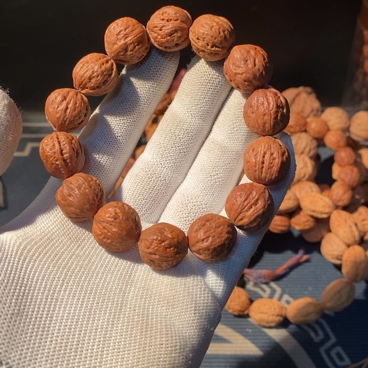 文玩核桃手串……42