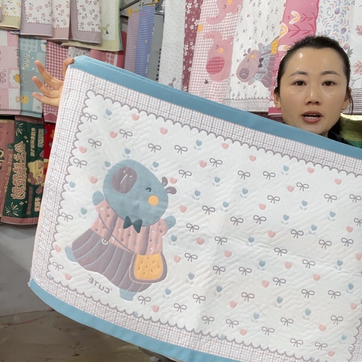 棉特价绿色快乐熊