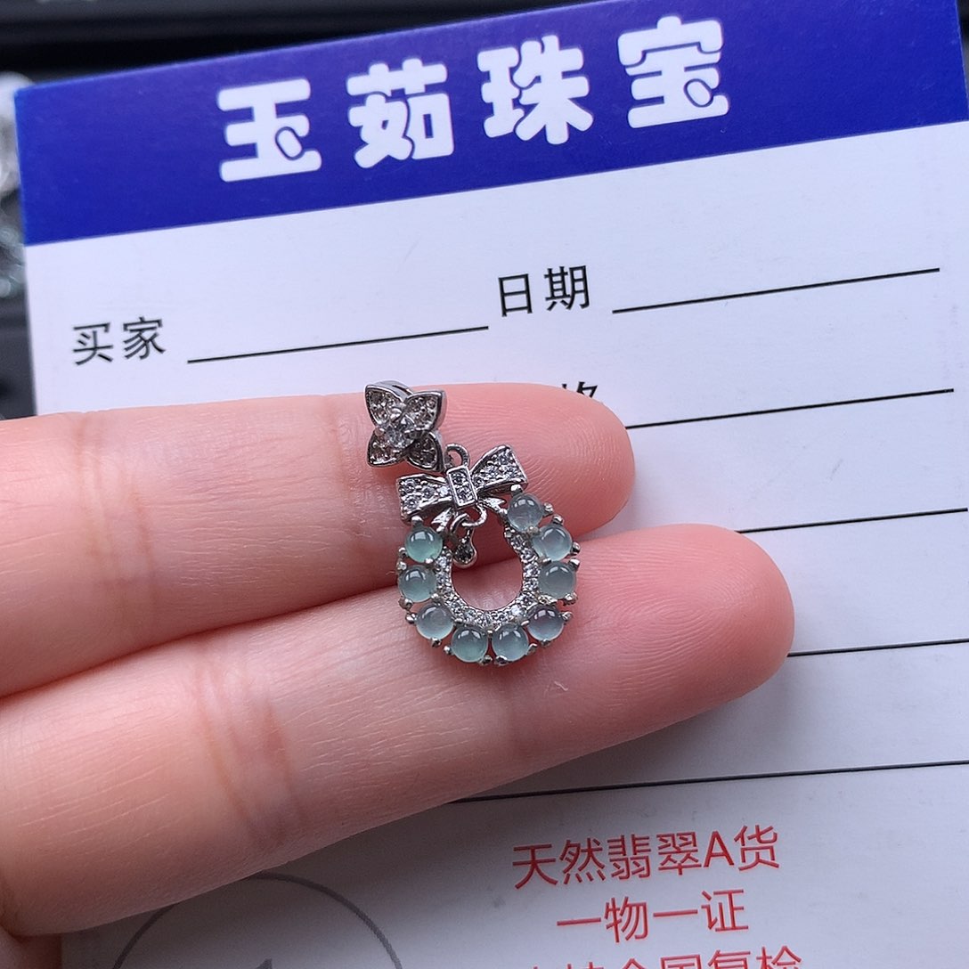 翡翠颈饰银S925镶嵌项链925