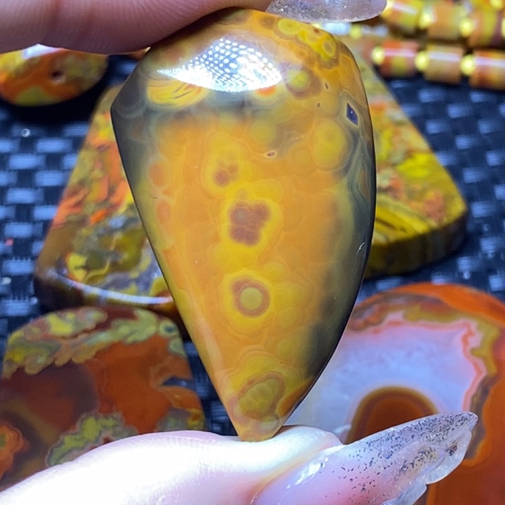 玛瑙/玉髓颈饰未镶嵌