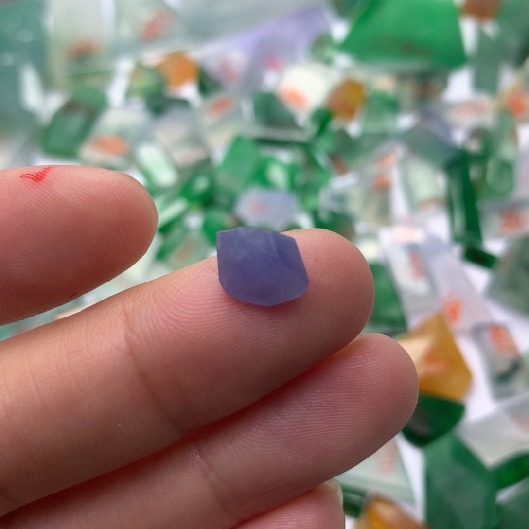 定制翡翠未镶嵌天然缅甸翡翠吊坠