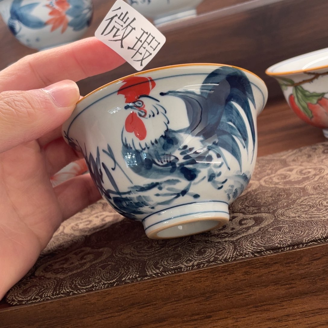 釉下手绘茶具微瑕