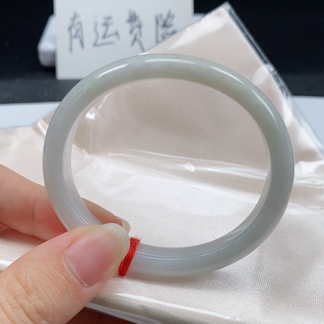【闪购商品】翡翠手镯（贵妃镯）未镶嵌223号
