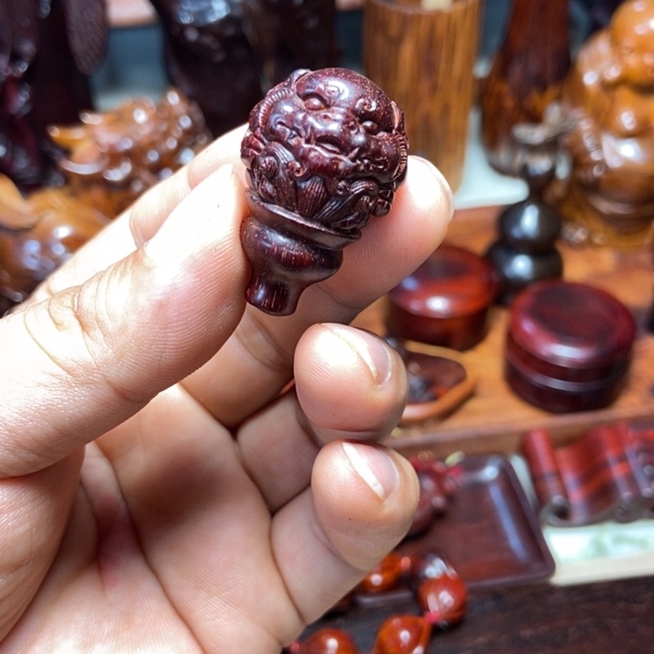檀香紫檀（小叶紫檀）骏*