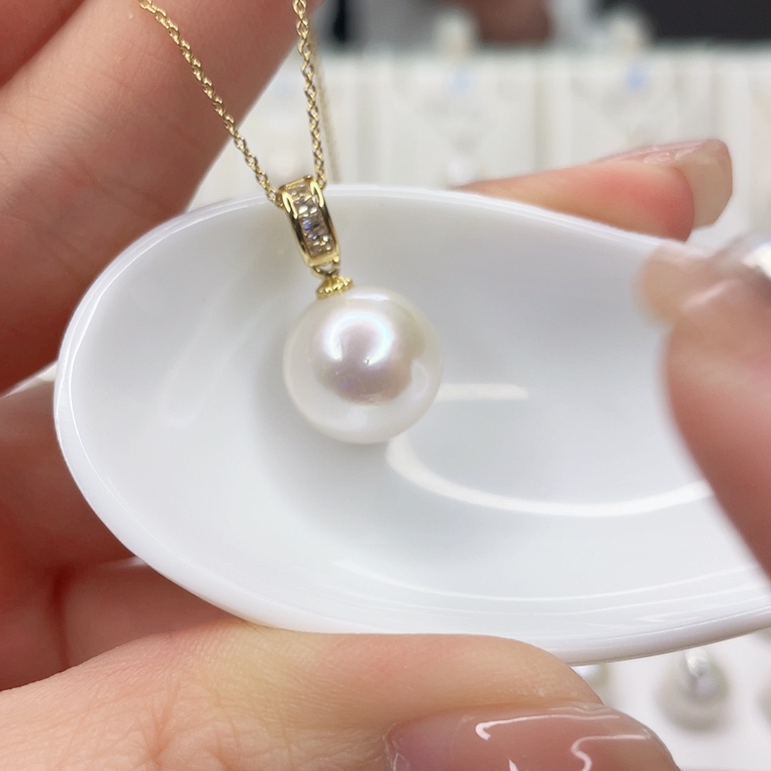 淡水珍珠吊坠(赠链)未镶嵌