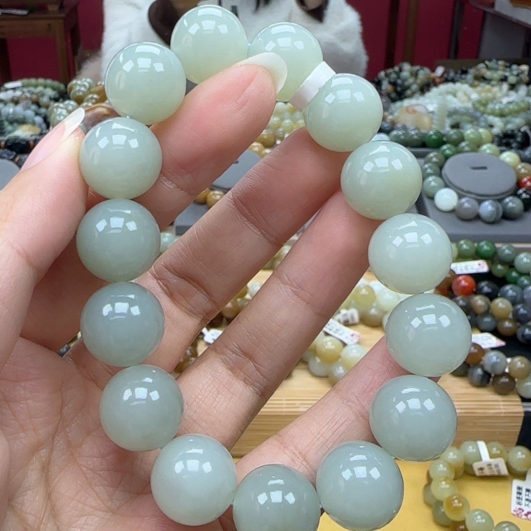 和田玉手链未镶嵌