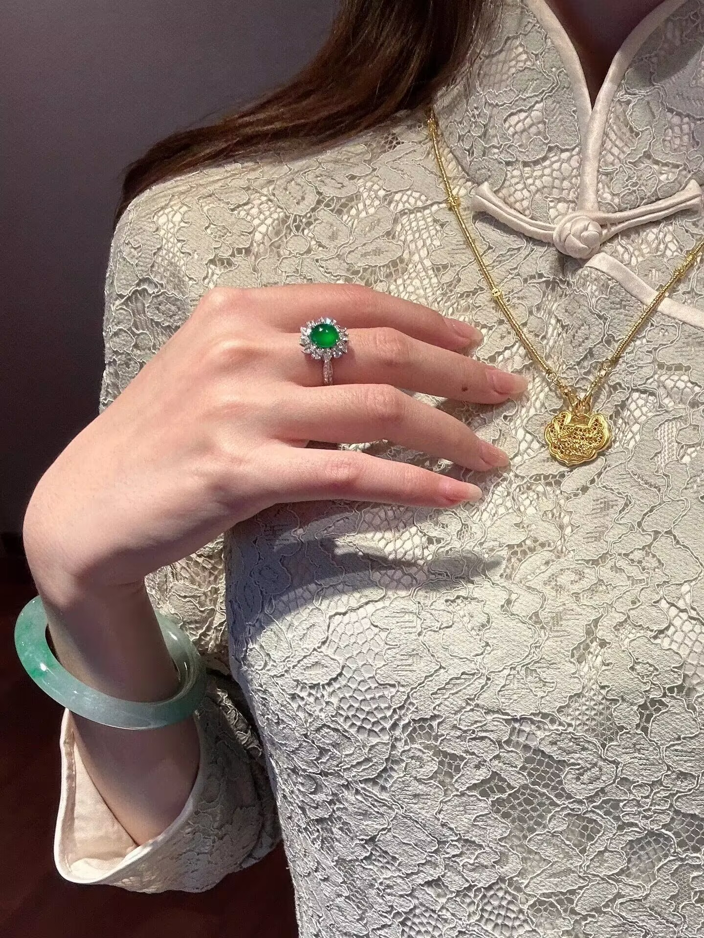 时尚美人饰品首饰文化工艺高档礼品多样款式可选 