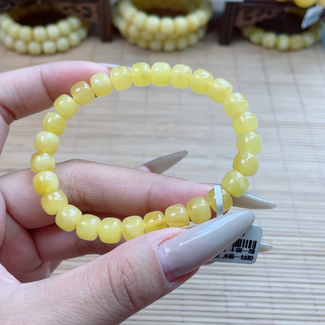 未镶嵌蜜蜡裸石蜜蜡