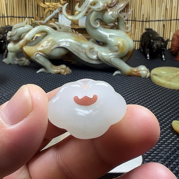 未镶嵌手链和田玉（糖玉）