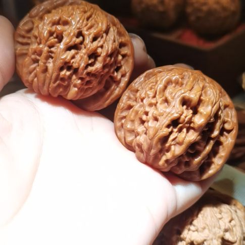 猴头核桃吊坠开**乐47四座楼