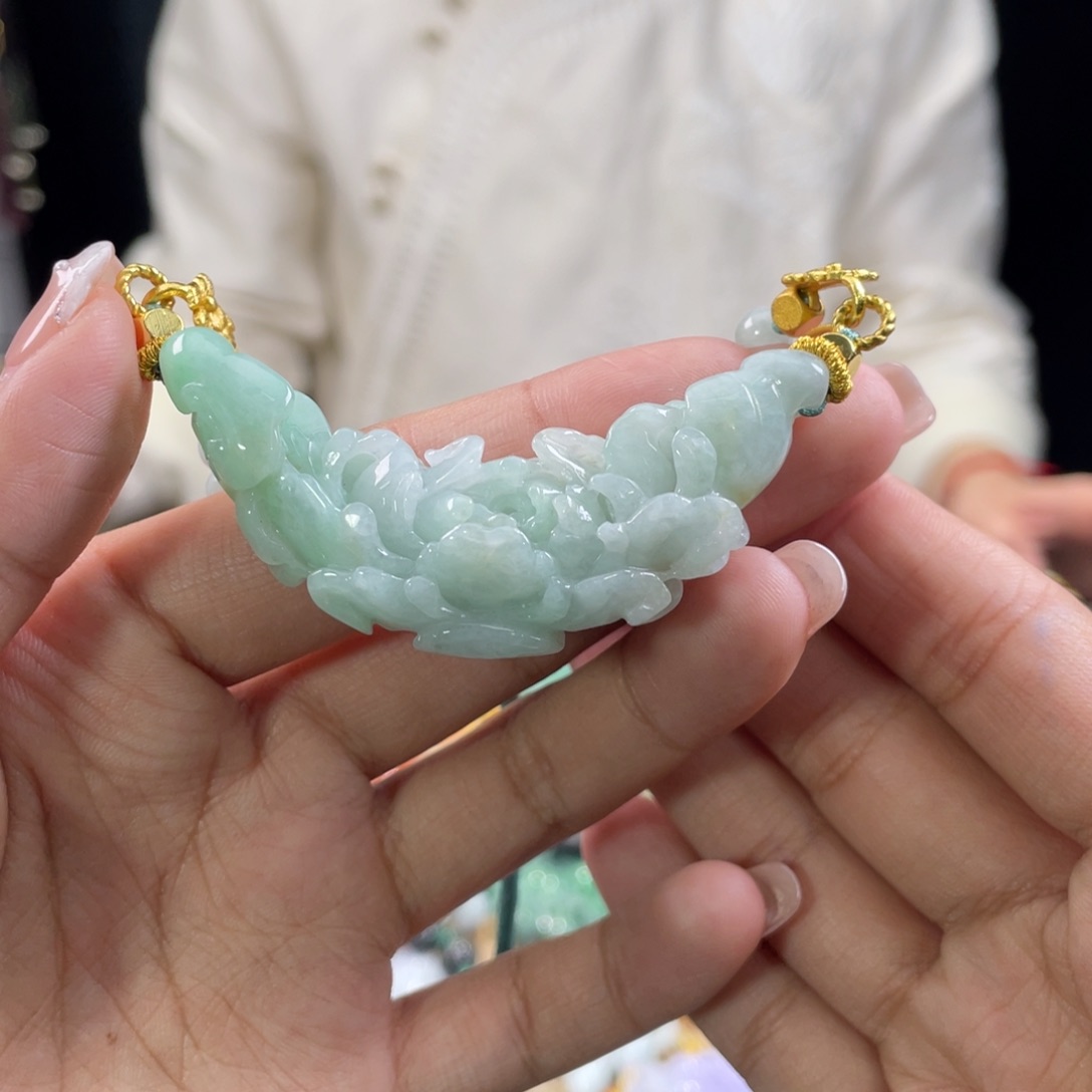 翡翠颈饰未镶嵌代编织