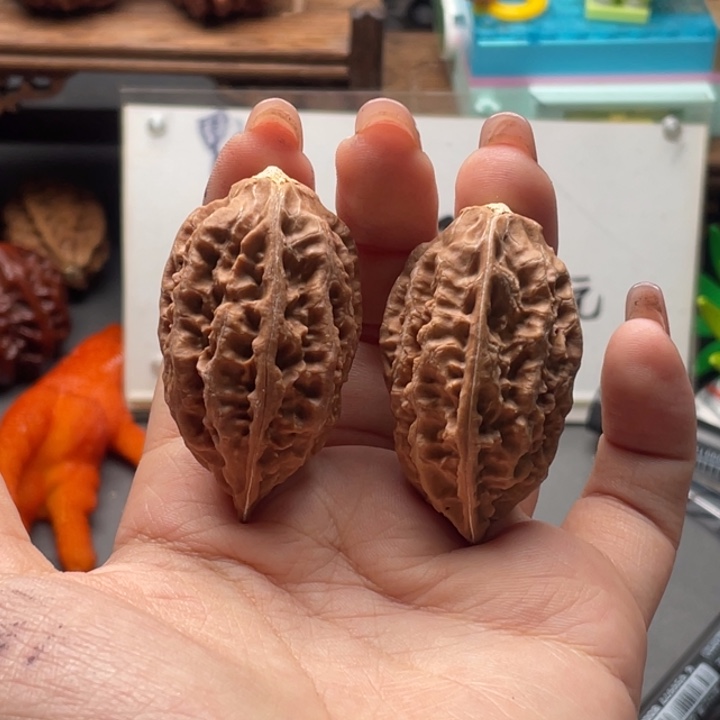 文玩核桃把件白云100