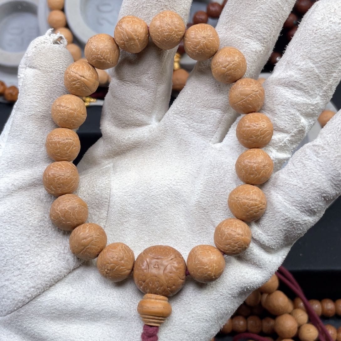 凤眼菩提手串13-14左右尺寸k46凤眼菩提D348同树厚皮