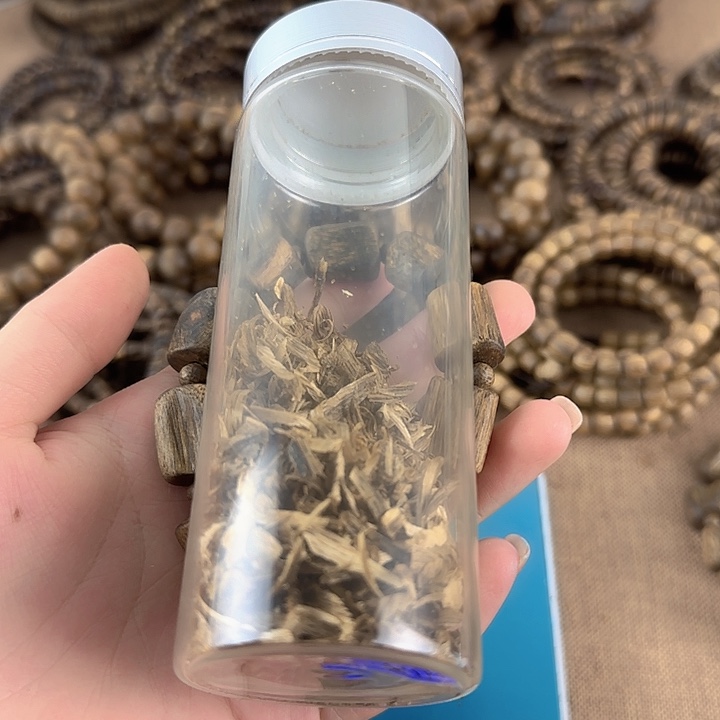 沉香碎屑沉香奇楠沉香沉水金沙叶树心油16g单多样性发一