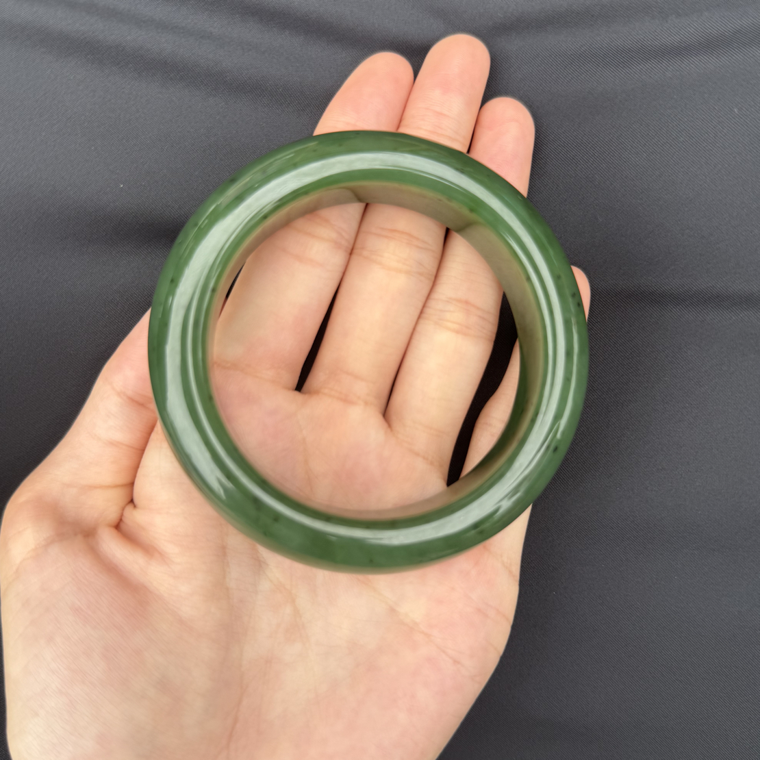 精品和田玉碧玉手镯 拍下备注圈口55-60