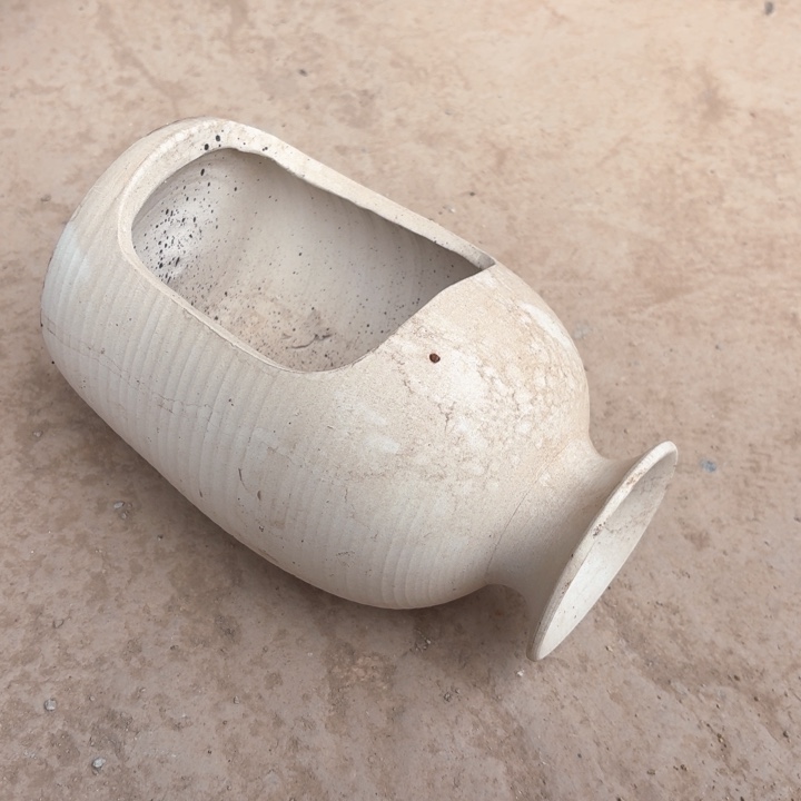 紫砂花盆微瑕无孔11/21/12