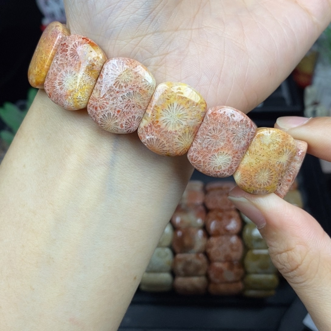 硅化玉未镶嵌手链15潜力股爆闪大花