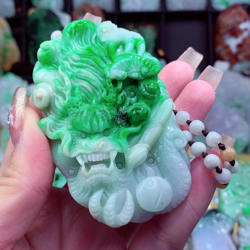 【闪购商品】翡翠颈饰未镶嵌挂件