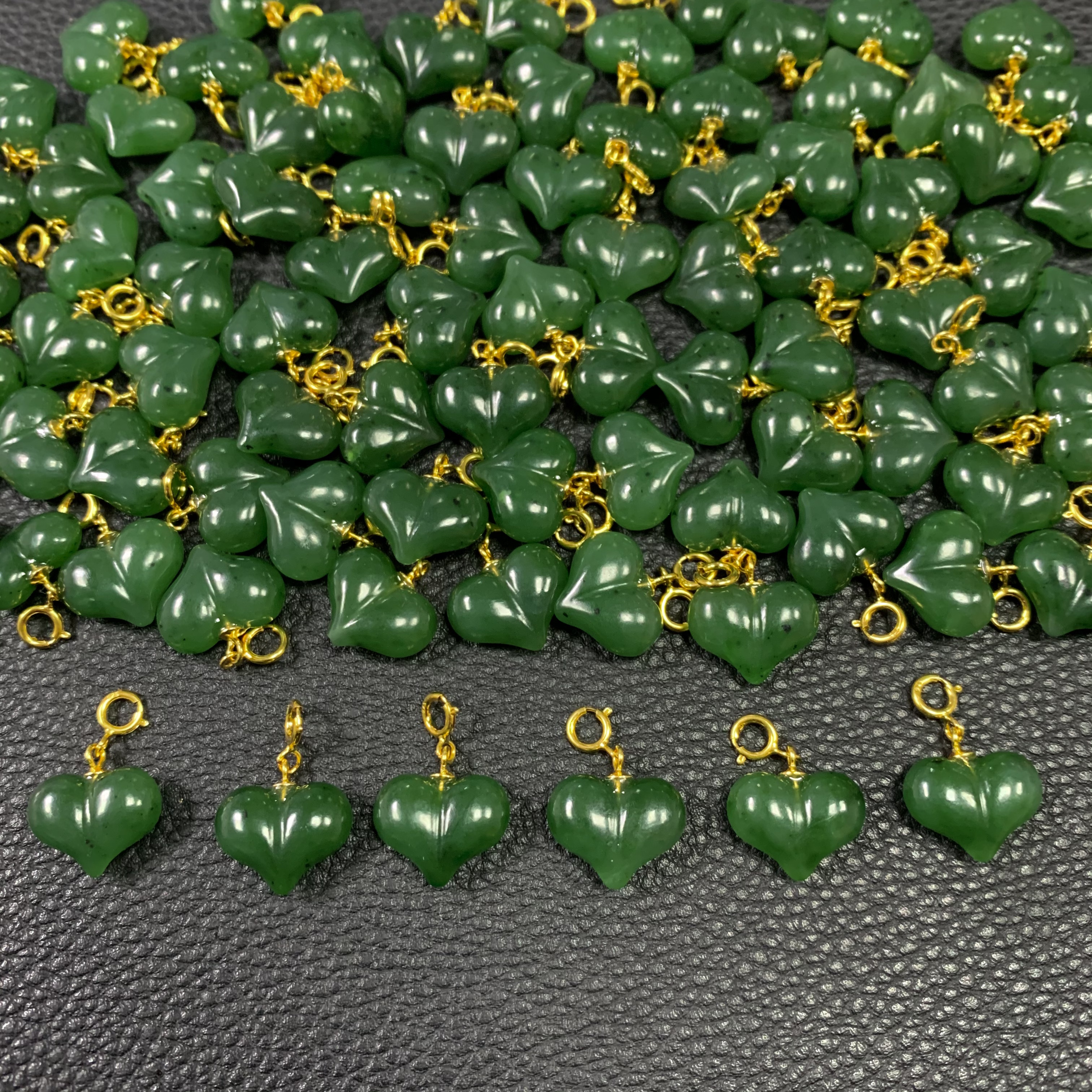 「戴琴珠宝」DQ5573-和田碧玉屁桃心提溜（多样性发其一）