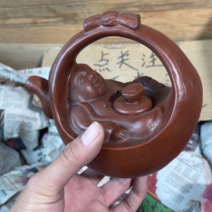 紫砂茶壶老厂紫砂壶一件。