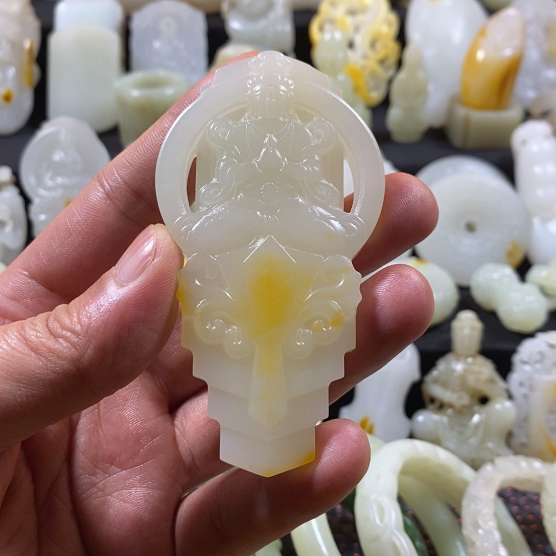 和田玉颈饰未镶嵌