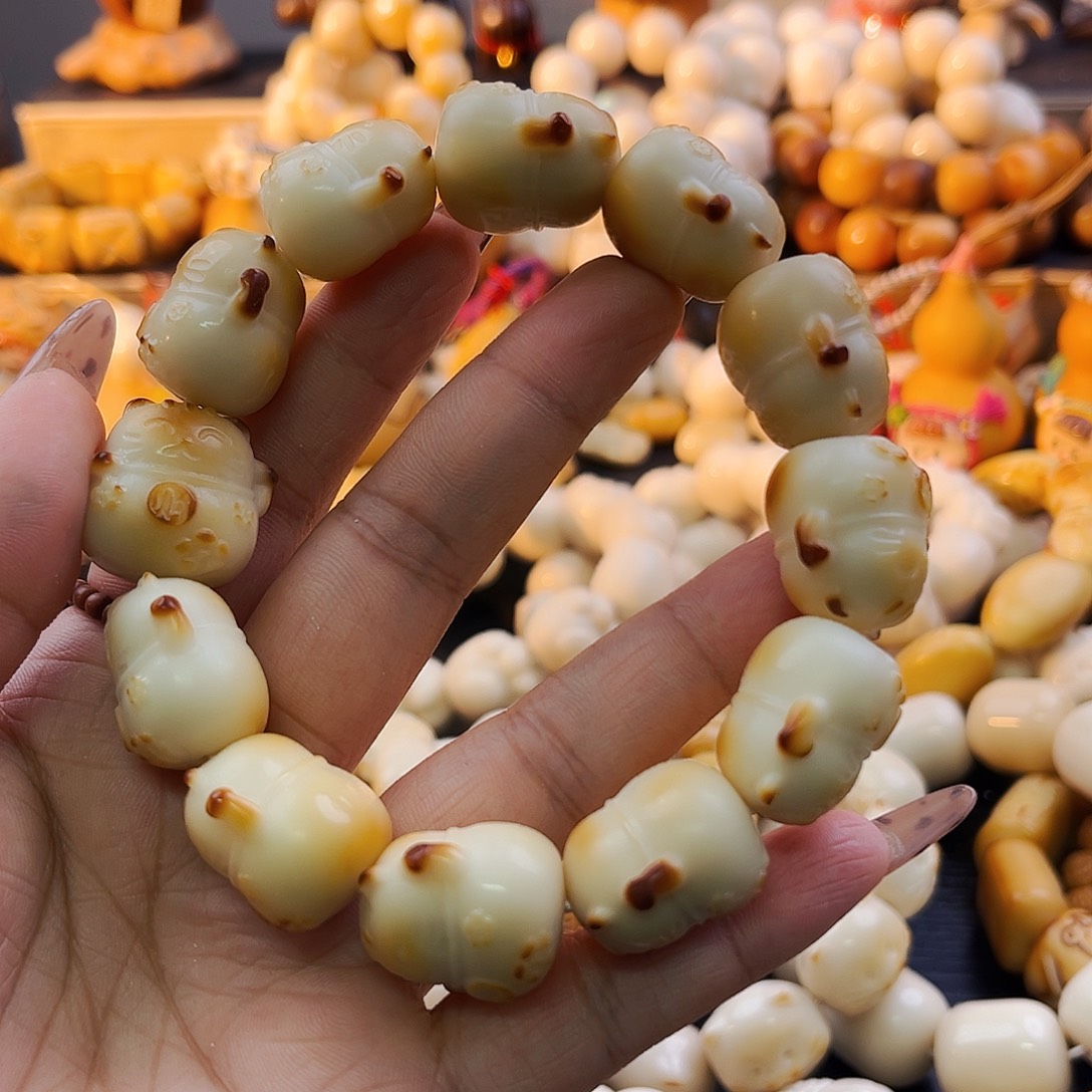 手串菩提根/象牙果招财猫福利