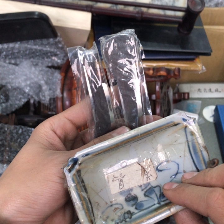 陶瓷孤品单件车里拍