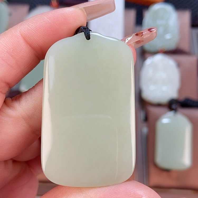 【闪购商品】和田玉颈饰未镶嵌